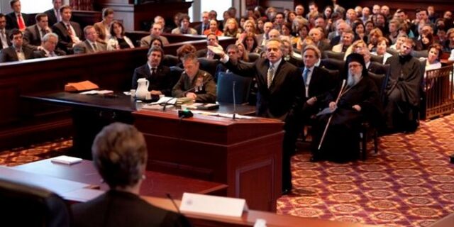 Αθωώθηκε ο Σωκράτης 2.500 χρόνια μετά