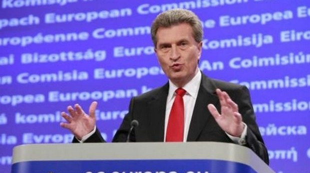 Έτινγκερ: Δημοψήφισμα για το ευρώ οι εκλογές της 17ης Ιουνίου