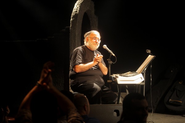 Μικρούτσικος: “Η Χρυσή Αυγή είναι οργάνωση στρατιωτικής πειθαρχίας”