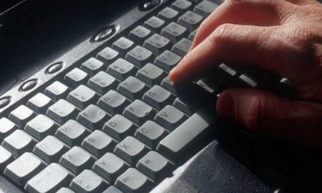 Ανθυπασπιστής συνελήφθη για παιδική πορνογραφία