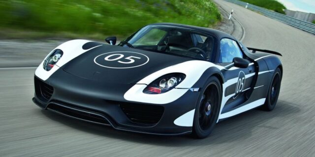 Έτοιμη η κορυφαία Porsche, η 918 Spyder