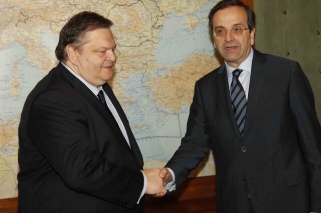 Προβληματισμός από τα μυστικά γκάλοπ. Χαμηλές συσπειρώσεις ψηφοφόρων σε ΠΑΣΟΚ-ΝΔ