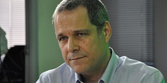 Επιστολή Τζήμερου στη Μέρκελ: “Αν ήμουν στη θέση σας θα έλεγα να πάει στο διάβολο η χώρα αυτή”