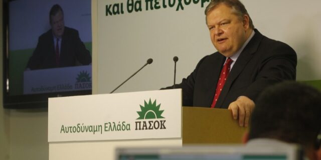 Βενιζέλος: Η χώρα οδεύει ξανά σε εκλογές