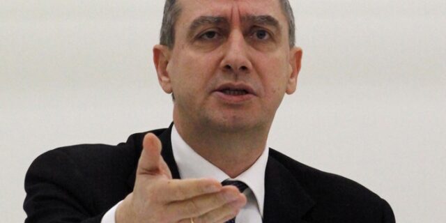 Μήνυμα Μιχελάκη προς Σαμαρά: Μήπως να σηκώσει το τηλέφωνο και να μιλήσει με τον Τσίπρα;