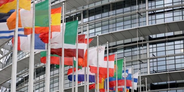 Ιρλανδία-Πορτογαλία: Προς επαναδιαπραγμάτευση των Μνημονίων τους