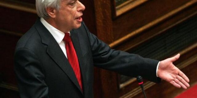 Παυλόπουλος: Τιμή μου το “έμεινα Παυλόπουλος”