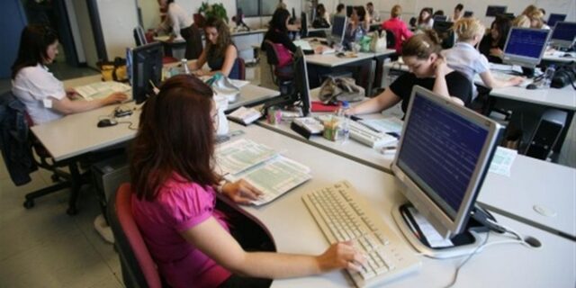 Τι περιλαμβάνει το πολυνομοσχέδιο για τους δημοσίους υπαλλήλους