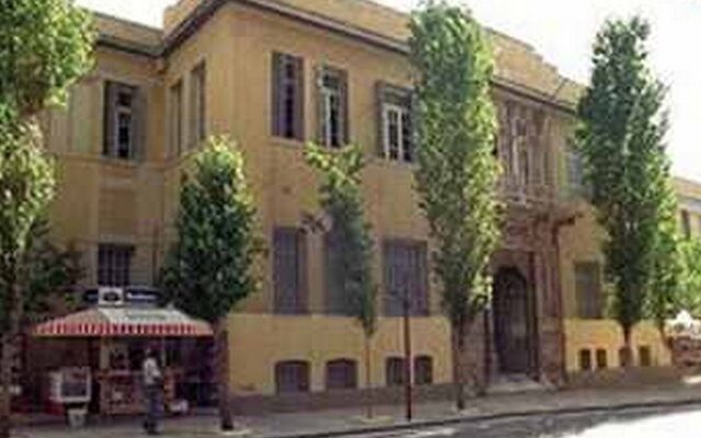 Νεαρός απειλούσε ότι θα αυτοκτονήσει μέσα στο δικαστήριο