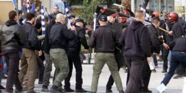 Οκτώ συλλήψεις Χρυσαυγιτών μετά από συμπλοκή με αναρχικούς