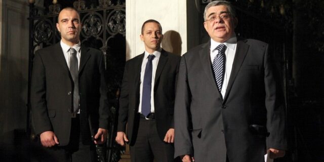 Κασιδιάρης: ”Ο Σαμαράς επιβάλλει το μνημονιακό ΠΑΣΟΚ”