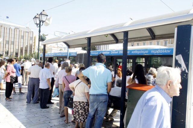 XαΜΜΜός για μία θέση στα λεωφορεία της Αττικής