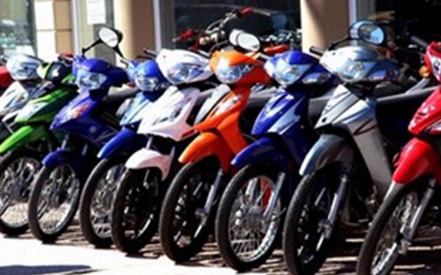 Έδωσε τα μοτοποδήλατα και μετά δήλωσε ότι εκλάπησαν