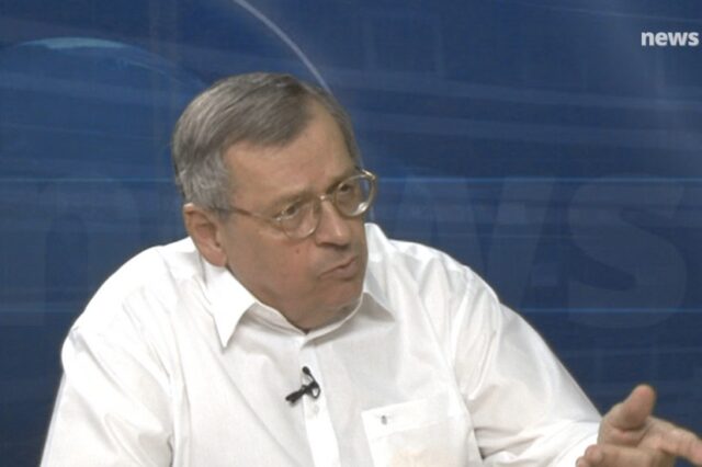 Στέφανος Μάνος στο NEWS 247: Τα 350 δισ. ήταν για να αγοράζουν ψήφους τα κόμματα