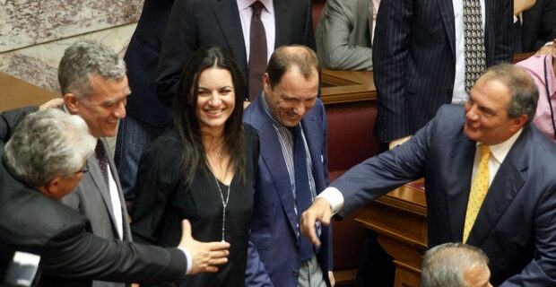 Όλγα Κεφαλογιάννη: Ποια είναι η μοναδική γυναίκα υπουργός
