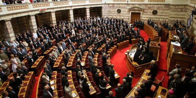 Μήπως έφτασε η ώρα να κριθούν οι ηγεσίες των κομμάτων