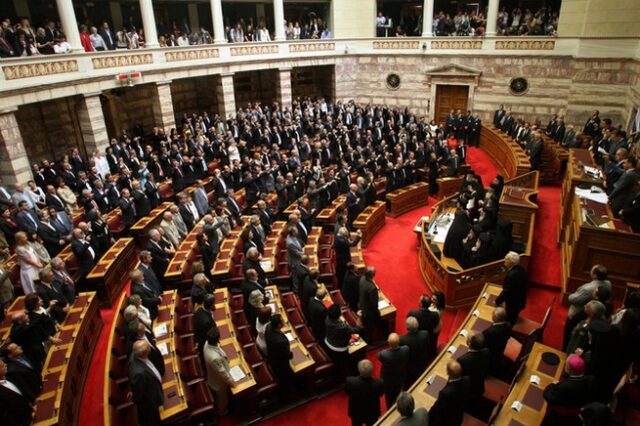 Μήπως έφτασε η ώρα να κριθούν οι ηγεσίες των κομμάτων