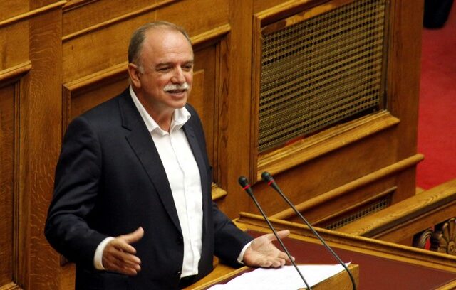 Παπαδημούλης: ”Θα βάλουμε νερό στο κρασί μας”