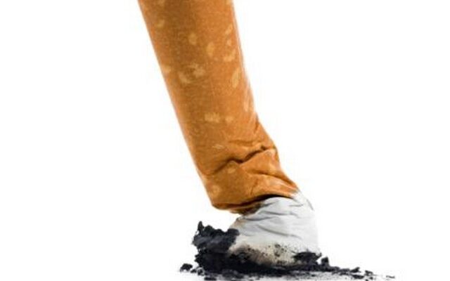 Συνελήφθη γιατί…έκαψε με τσιγάρο το αυτί αστυνομικού