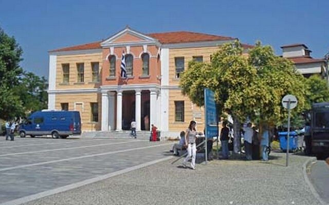 Πήραν αναβολή οι οκτώ Χρυσαυγίτες στη Βέροια