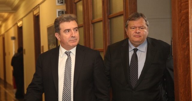 Ο Χρυσοχοΐδης νέος κοινοβουλευτικός εκπρόσωπος του ΠΑΣΟΚ