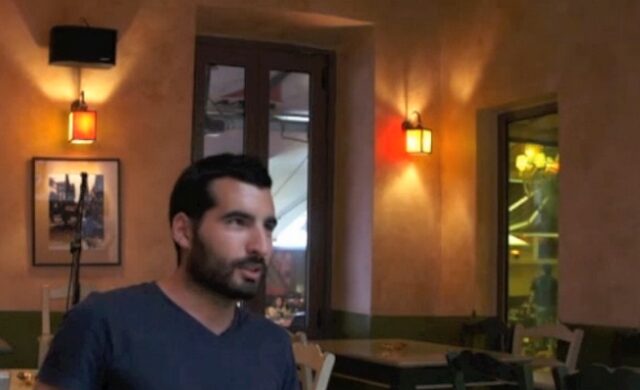 Ο λόγος στους νέους: “Θα έφευγες στο εξωτερικό”;