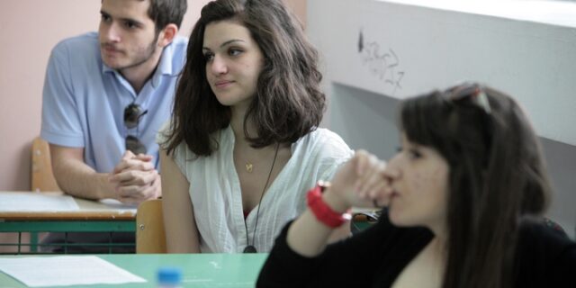 Όλες οι λεπτομέρειες για τις επαναληπτικές Πανελλαδικές εξετάσεις
