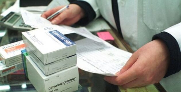Ιατρικός Σύλλογος Αθηνών: Καλεί τα μέλη του σε αποχή από χειρόγραφες συνταγογραφήσεις
