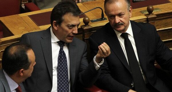 Το υπουργείο Εργασίας καλεί σε διάλογο