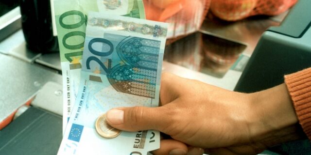 Παγκόσμια Τράπεζα: Σε κίνδυνο οι φτωχότεροι από την αύξηση τιμών των τροφίμων