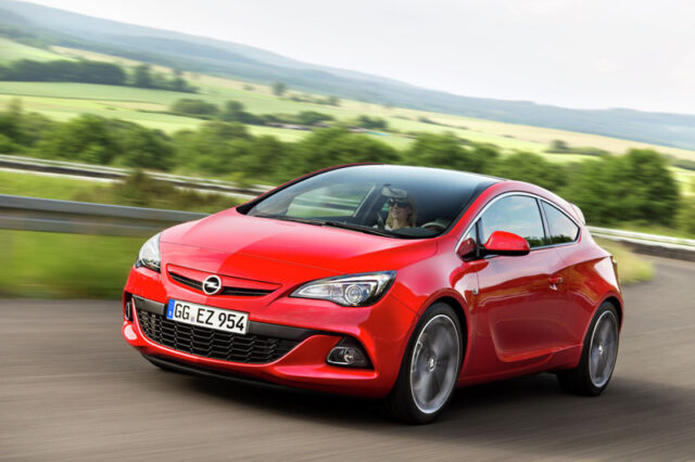 Opel Astra GTC. Κέρδισε βραβείο σχεδιασμού red dot