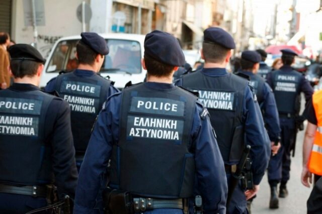 Προσφυγή ενστόλων κατά του νέου μισθολόγιου