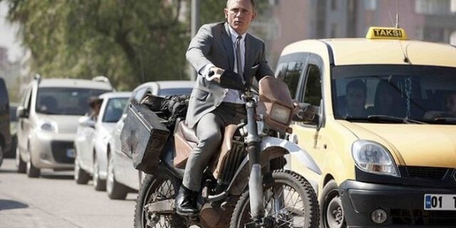 Bond in Motion!