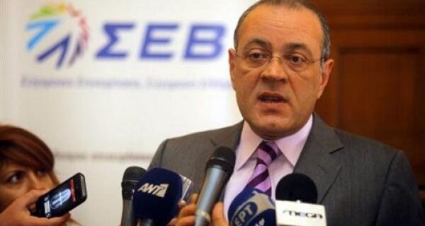 Δασκαλόπουλος: Καμία περίπτωση εξόδου της χώρας από το ευρώ