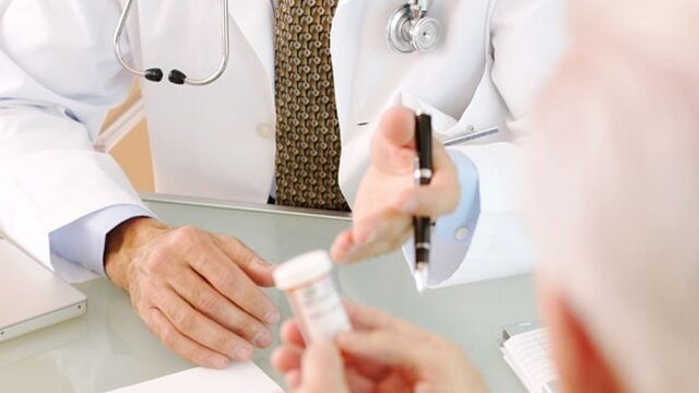 Συνεχίζουν μέχρι τις 19/9 την επίσχεση εργασίας οι γιατροί του ΕΟΠΥΥ