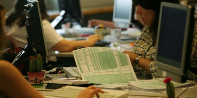 Φορολογία: Αύξηση αφορολόγητου και πετρέλαιο για… λίγους