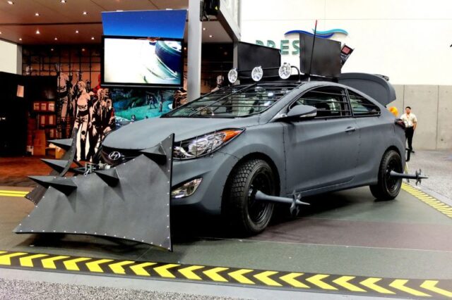 Ένα Hyundai μετατράπηκε σε Μηχανή Επιβίωσης εναντίον των ζόμπι