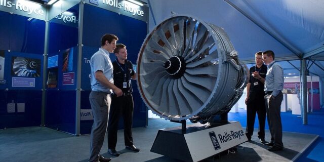 Κινητήρας Rolls-Royce από τουβλάκια Lego!