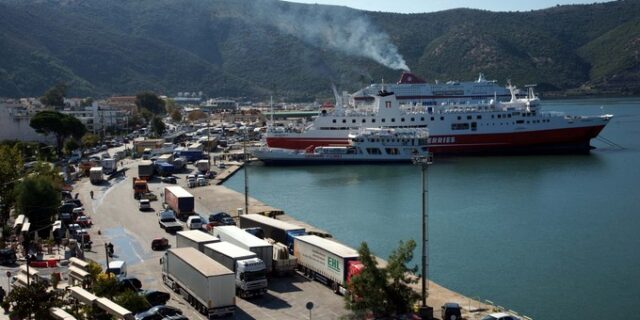 “Βρώμικος πόλεμος” με ψέματα κατά του ελληνικού τουρισμού