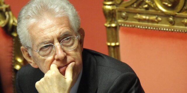 θα διώξει 24.000 υπαλλήλους η κυβέρνηση Μόντι