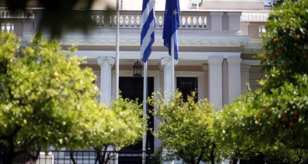 “Αγκάθι” για την κυβέρνηση το φορολογικό. Νέα σύσκεψη στο Μαξίμου