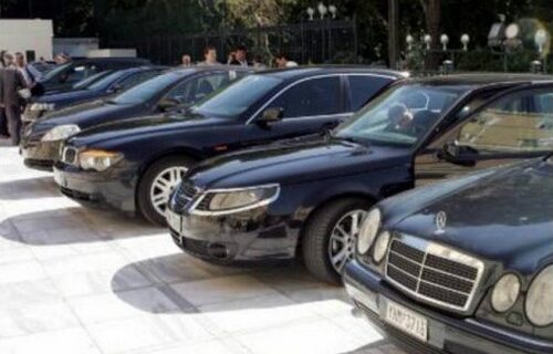 “Στόλος” 44.000 κρατικών ΙΧ στην υπηρεσία συζύγων και συγγενών πολιτικών