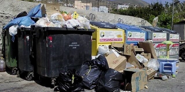 Άνδρας βρέθηκε πεταμένος στα σκουπίδια στη Σύρο