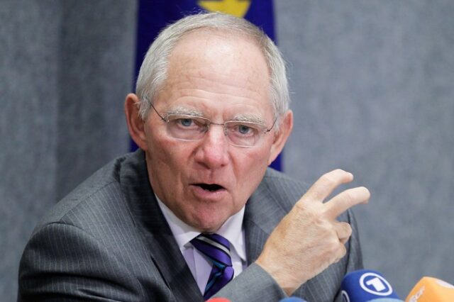 Διαψεύδει ο Β. Σόιμπλε τις φήμες περί υπαγωγής της Ισπανίας σε μηχανισμό στήριξης