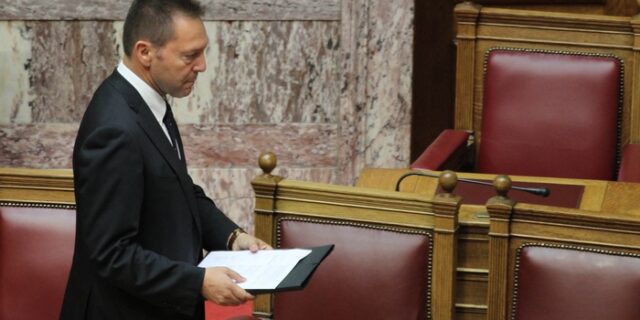 Βρέθηκαν τα 4,4 δισ. ευρώ για το κενό του 2014