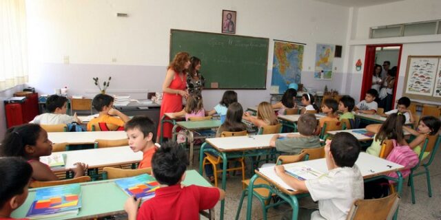 Προχωρά η αξιολόγηση εκπαιδευτικών σε φορτισμένο κλίμα