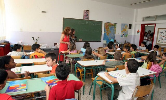 Προχωρά η αξιολόγηση εκπαιδευτικών σε φορτισμένο κλίμα
