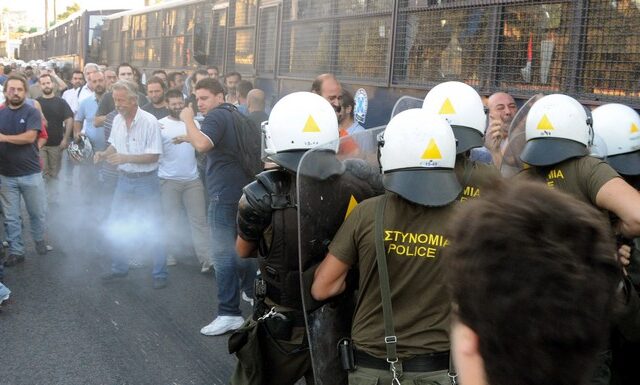 Ένταση και χημικά στη Χαλυβουργία