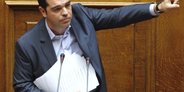 Τσίπρας: Καταθέσαμε άμεσα και ρεαλιστικά μέτρα που ρυθμίζουν τις φορολογικές και ασφαλιστικές εκκρεμότητες