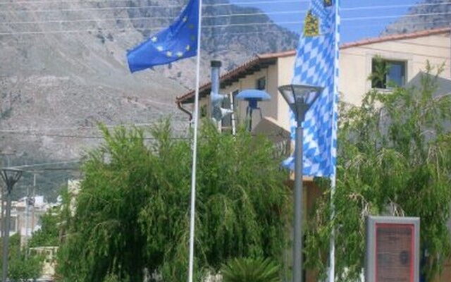 Η αδελφοποίηση Ζαρού-Μάινσμπουργκ που κατέληξε σε…πόλεμο της σημαίας
